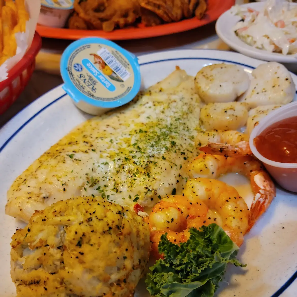 Broiled Seafood Platter