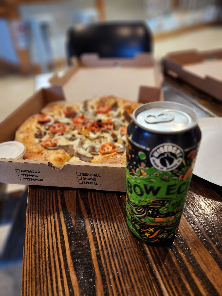 Unsung Gyro Pizza