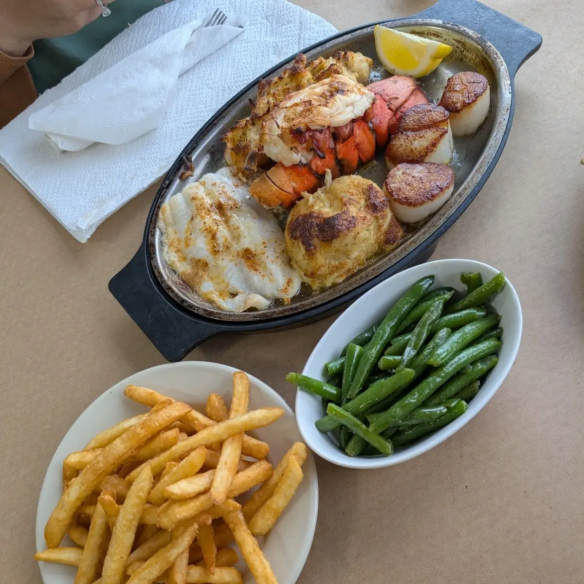 Liberty's Seafood Combo