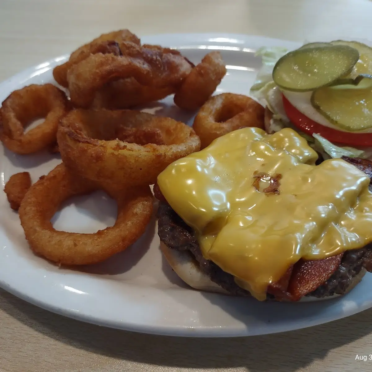 Burger & fries