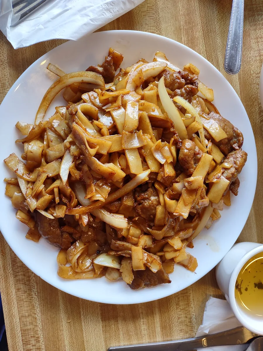 Beef Chow Fun Flat Rice Noodle