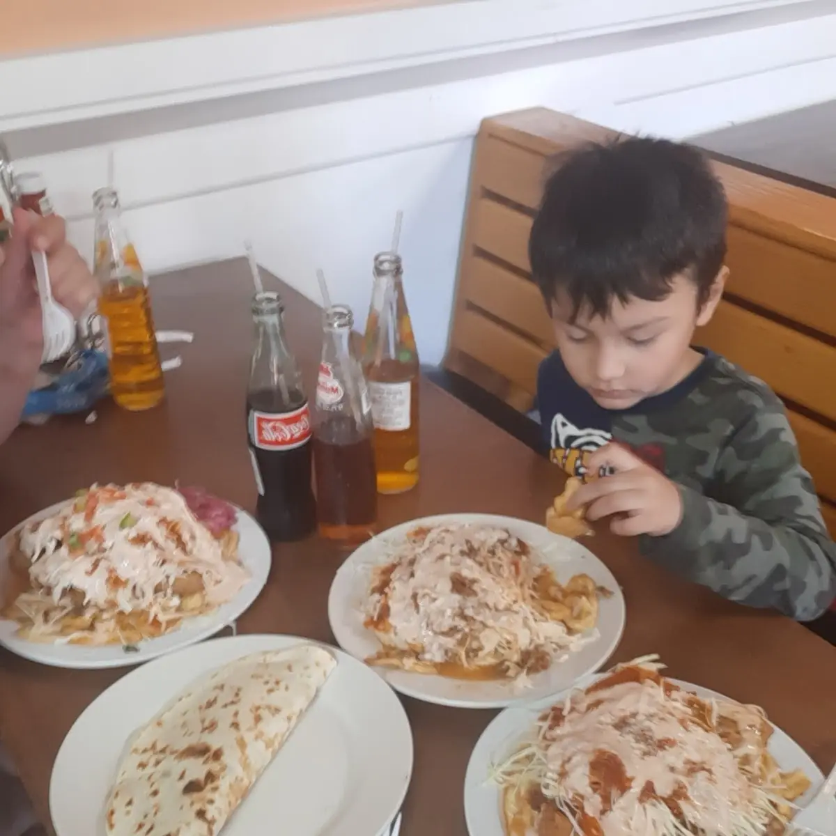 Pollo Frito Con Tajadas
