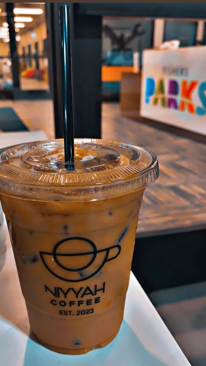 Mango Milkshake (16oz)