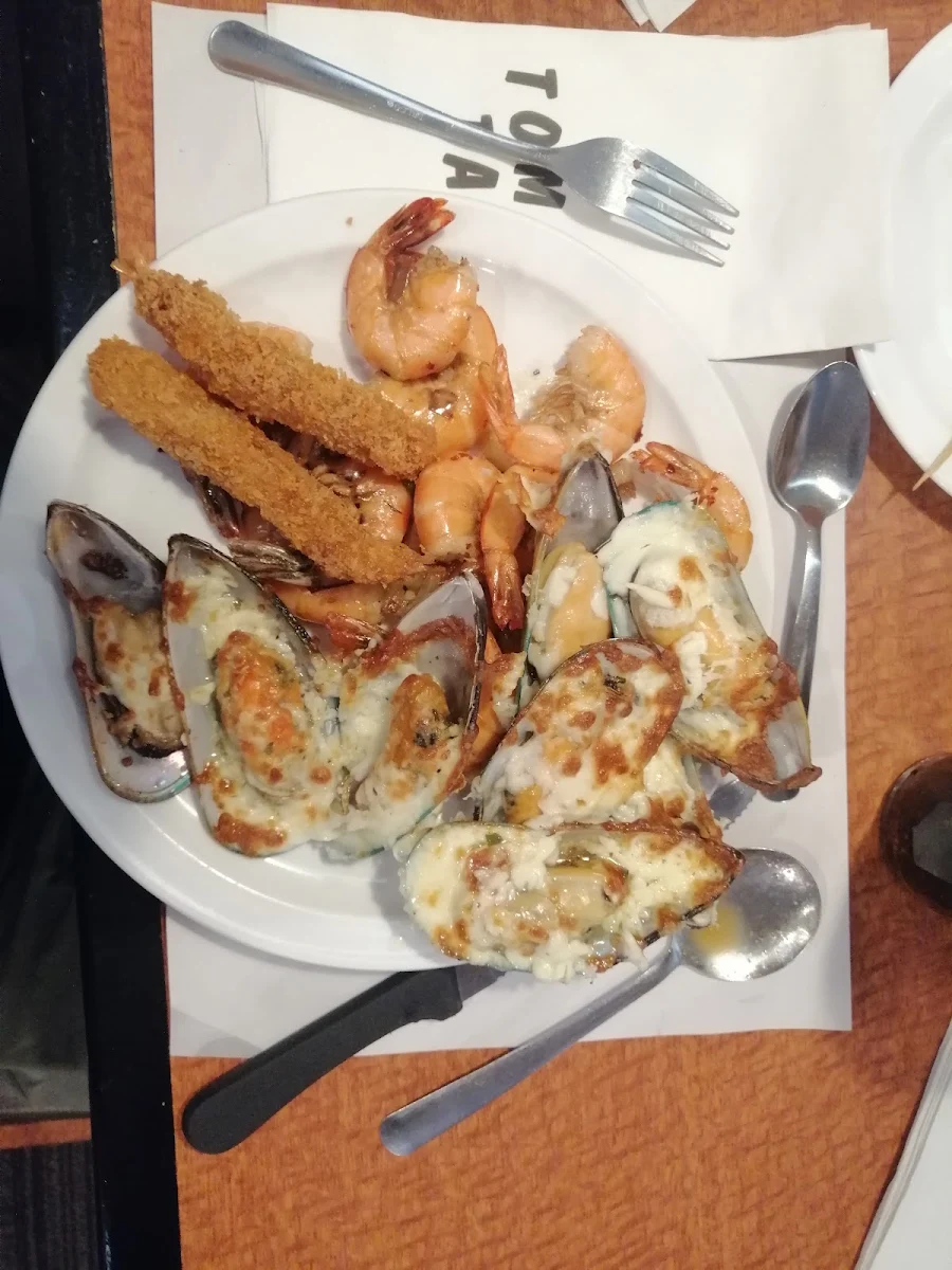 Almejas, Restaurant Tomas Tam Inc
