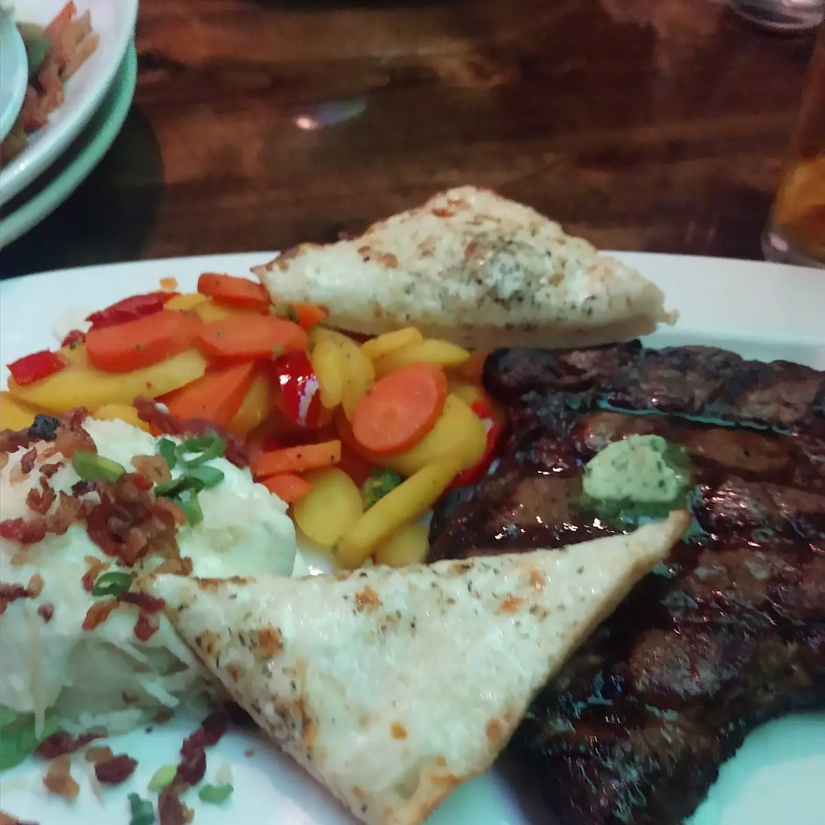 Rib Eye Steak and Garlic Mashed Potatoes