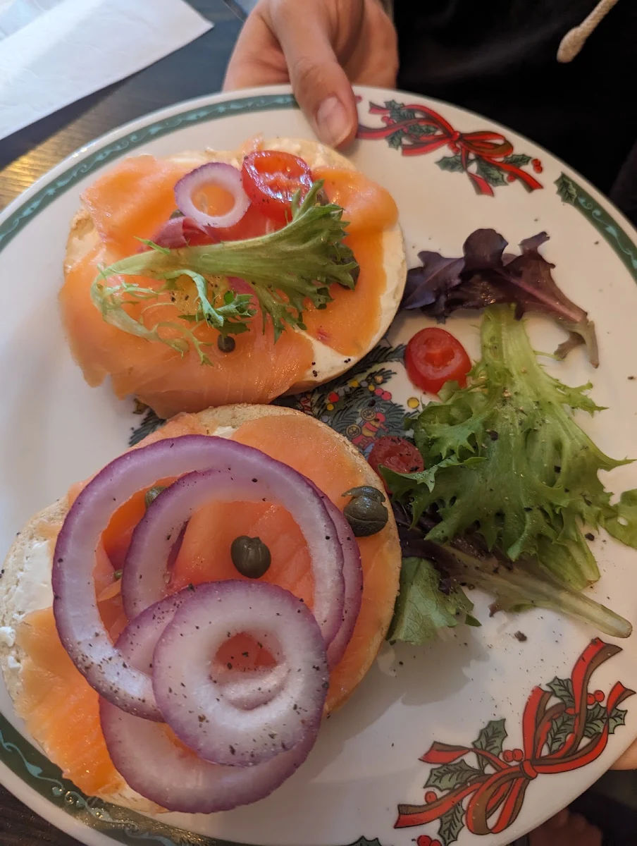 Bagel & Lox