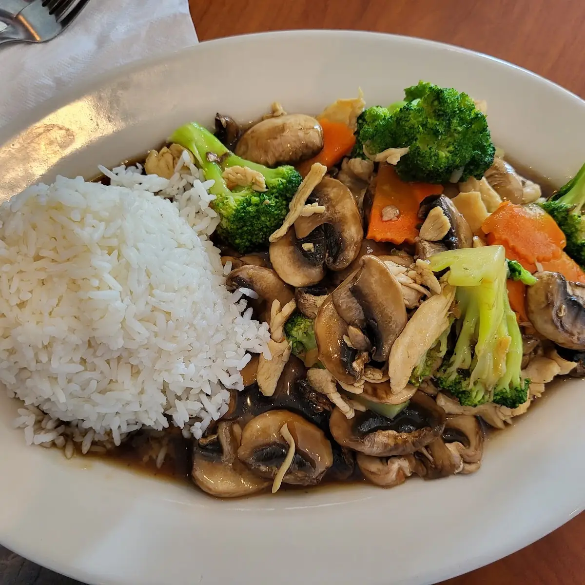 Chicken and Broccoli with Garlic Sauce