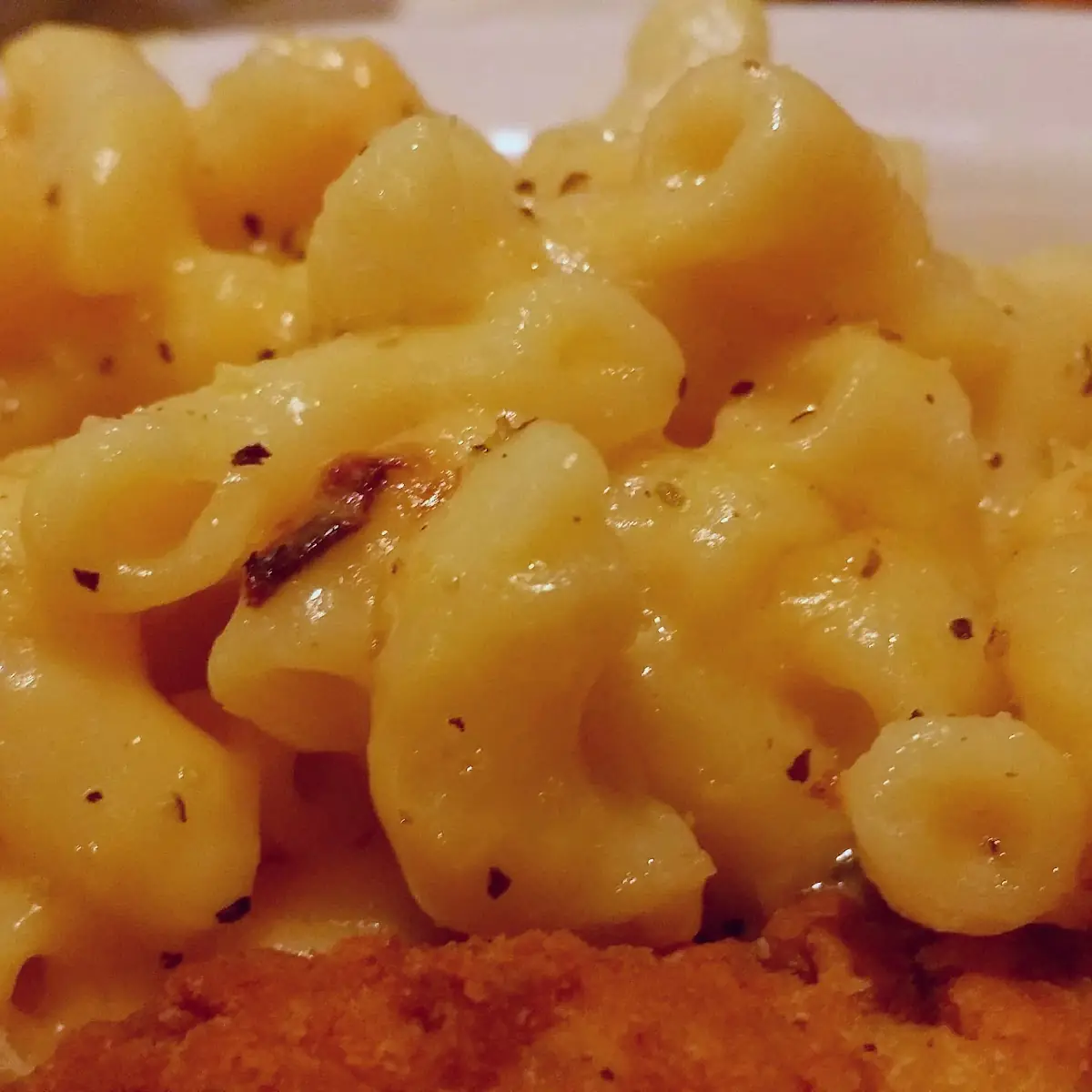 Crispy Homestyle Chicken and Mac & Cheese