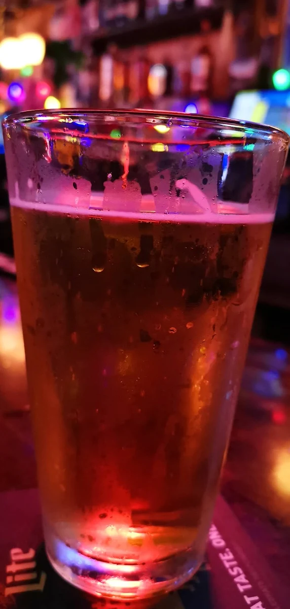 Pint of Bud Light
