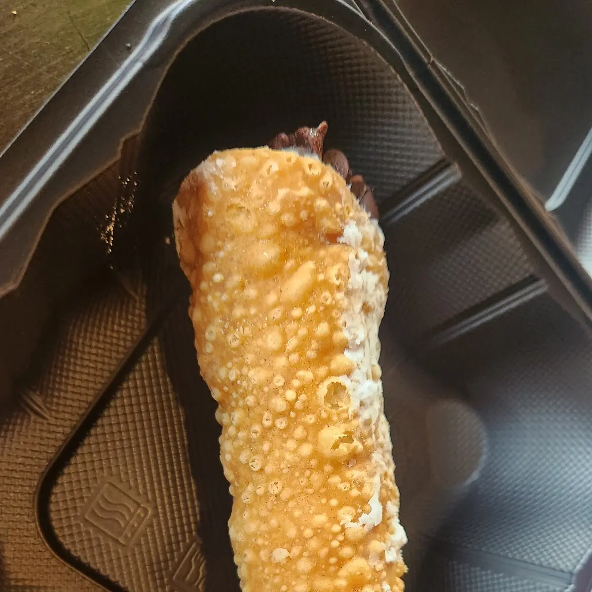 Chocolate Chip Cannoli