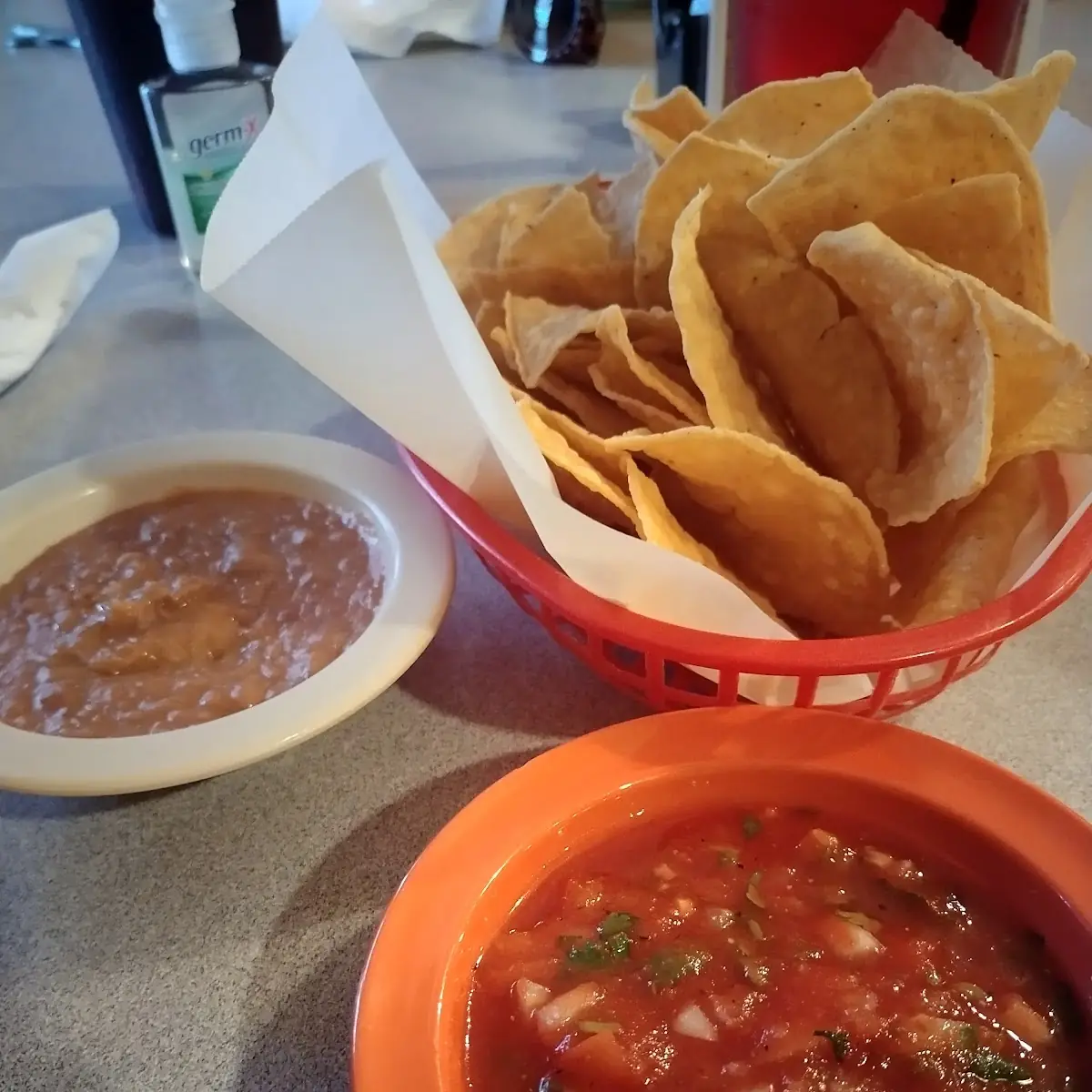 Tortilla Chips Salsa & Bean Dip