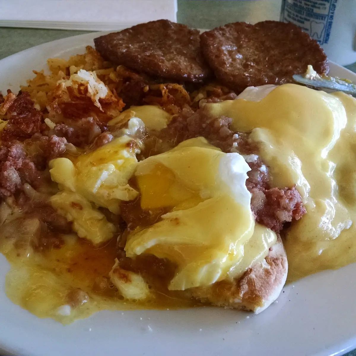 Eggs Benedict with Hash Browns