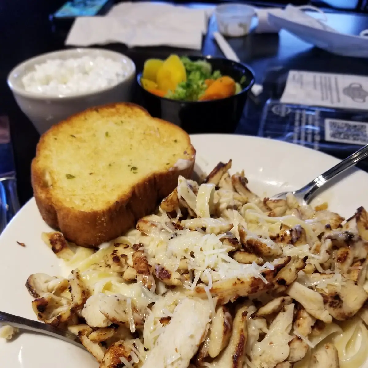 Fettuccine Alfredo with Chicken