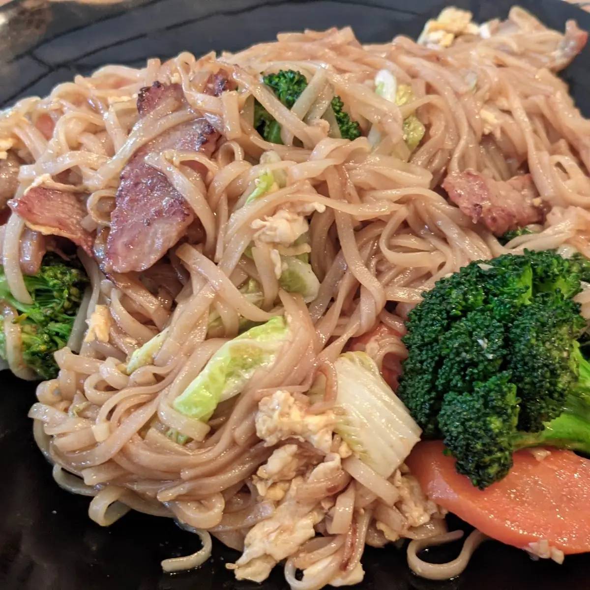 Rice Noodle with Beef