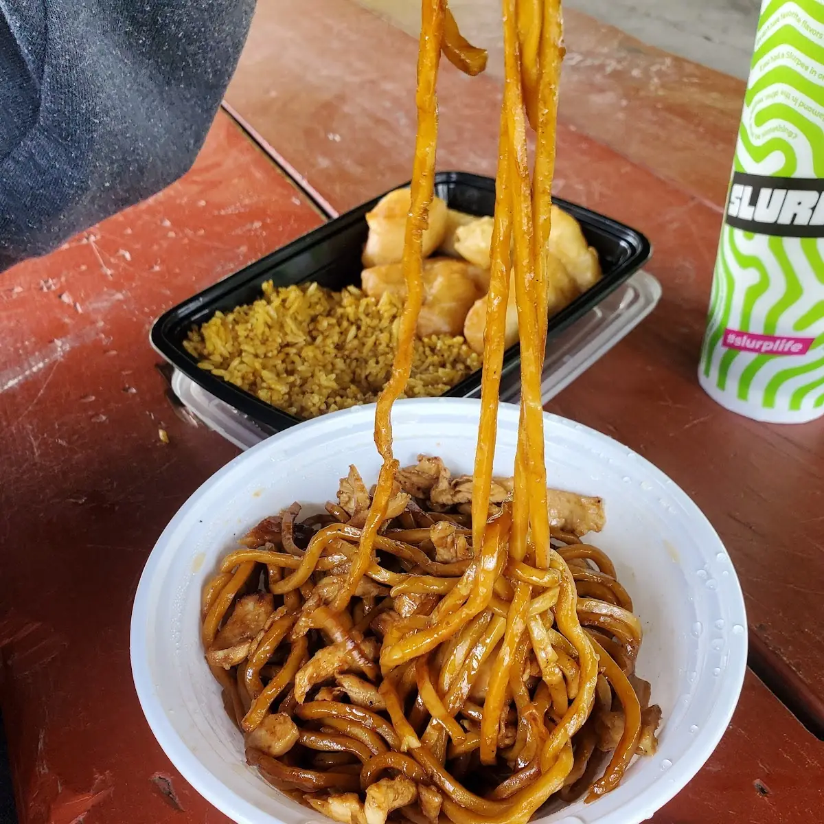 Chicken Lo Mein