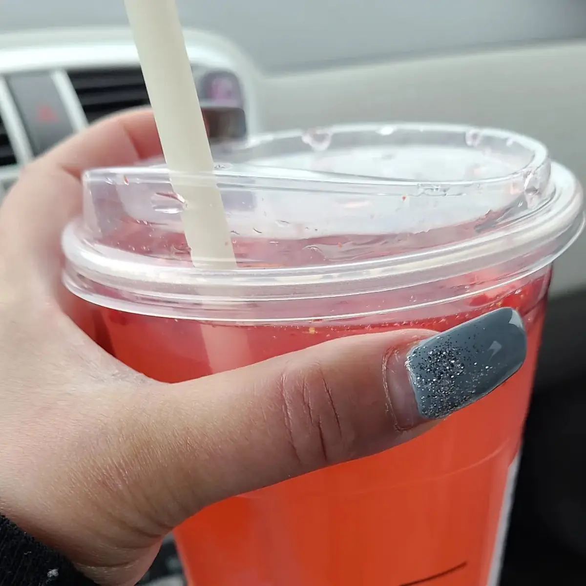 Strawberry Açaí Starbucks Refreshers Beverage