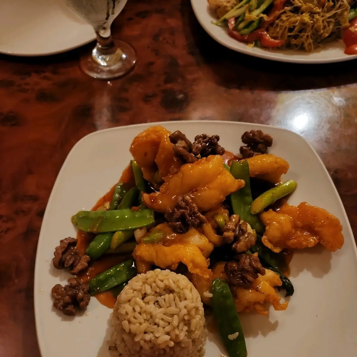 Crispy Shrimp with Walnuts