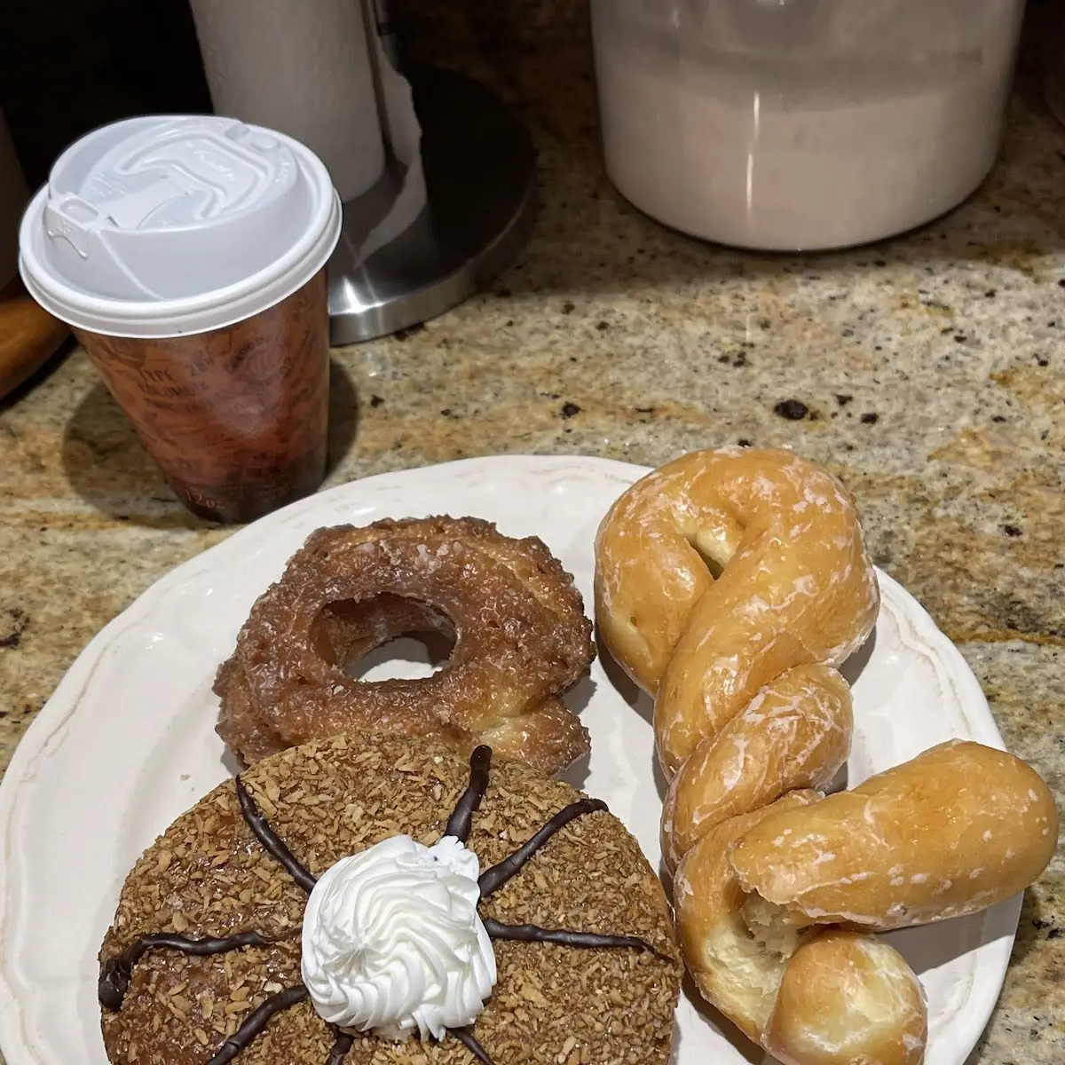 2 Donut Burger