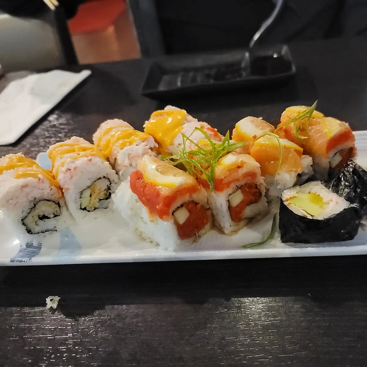 2 Pieces Salmon Sushi