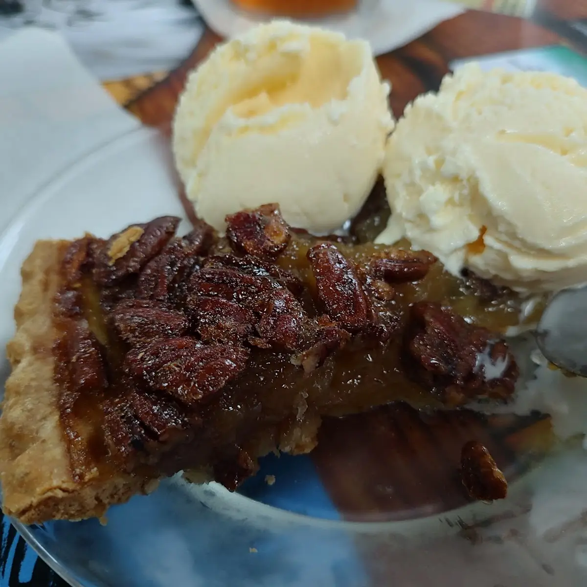 Pecan Pie a La Mode