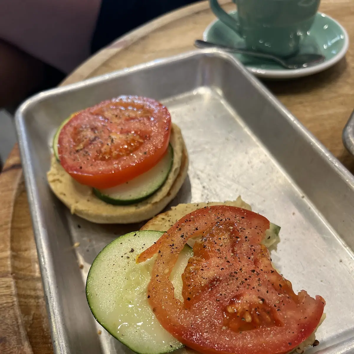 Hummus Bagel
