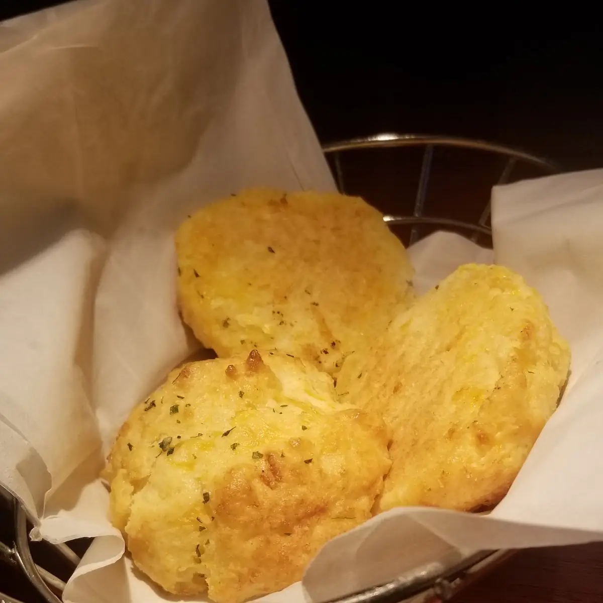 Endless Chowder Salad & Cheddar Bay Biscuits