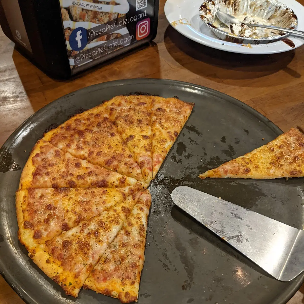 Build Your Own Cheese Pizza