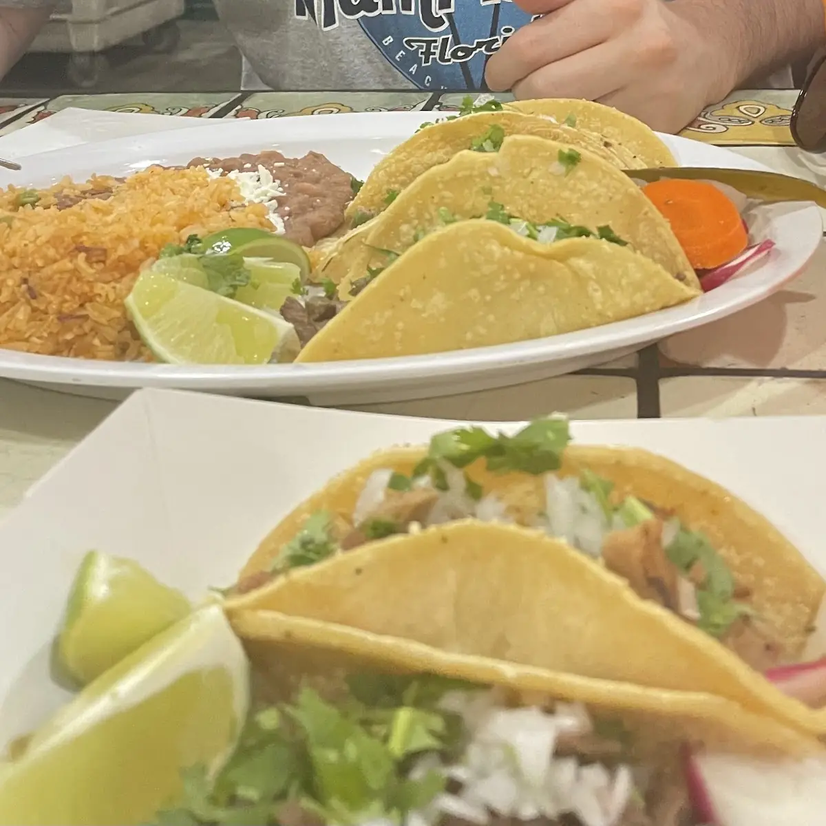 3 Tacos Rice & Beans Soda