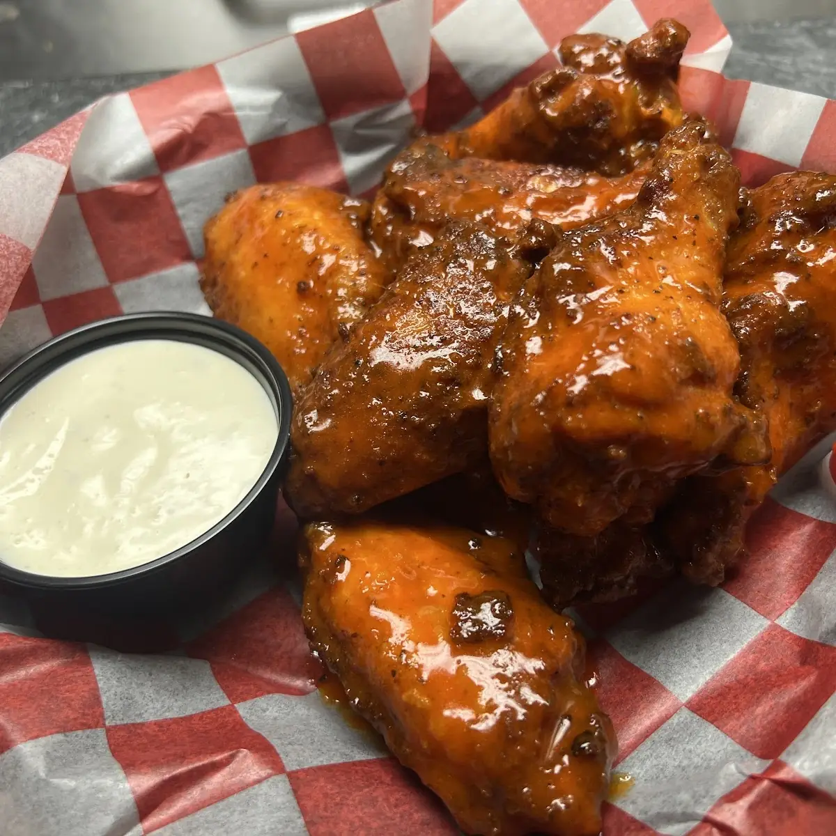 Mama T's Wings