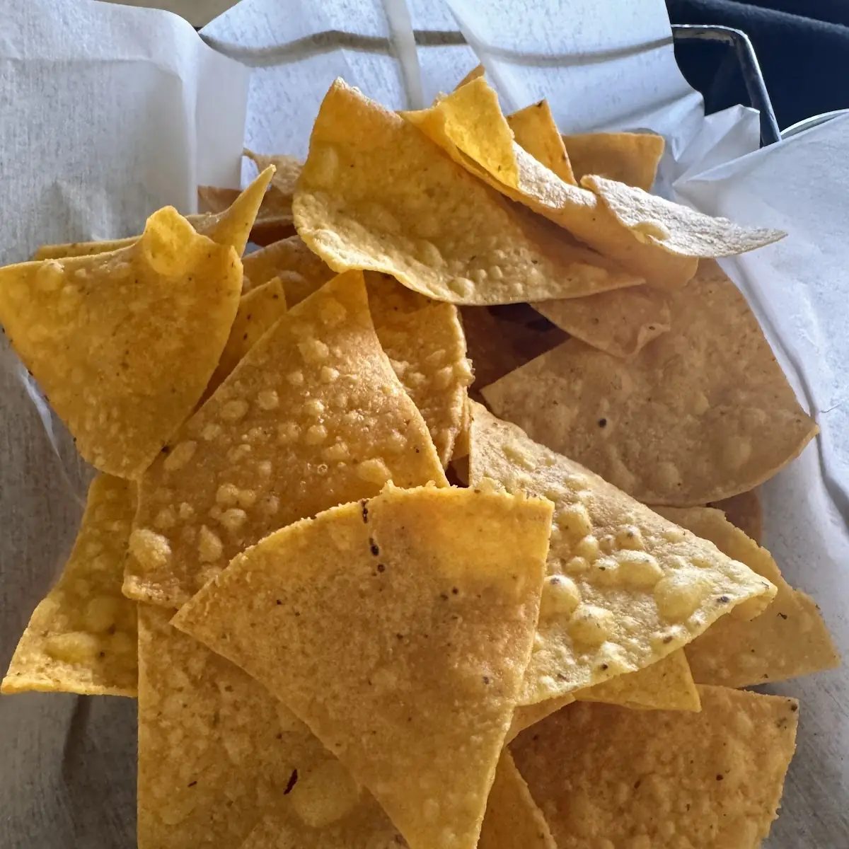 House-Made Chips & Salsa