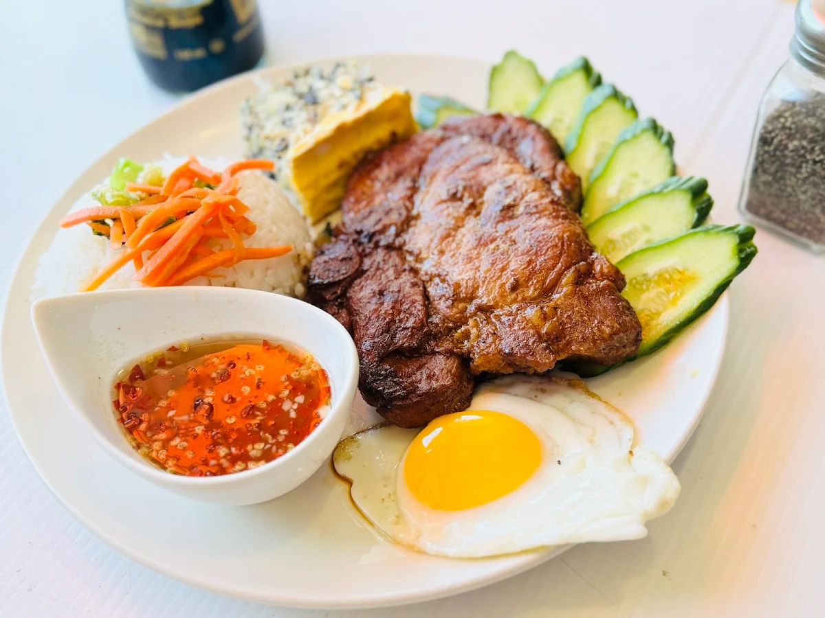 Cơm Sườn Pork Chop Combo Com Suon