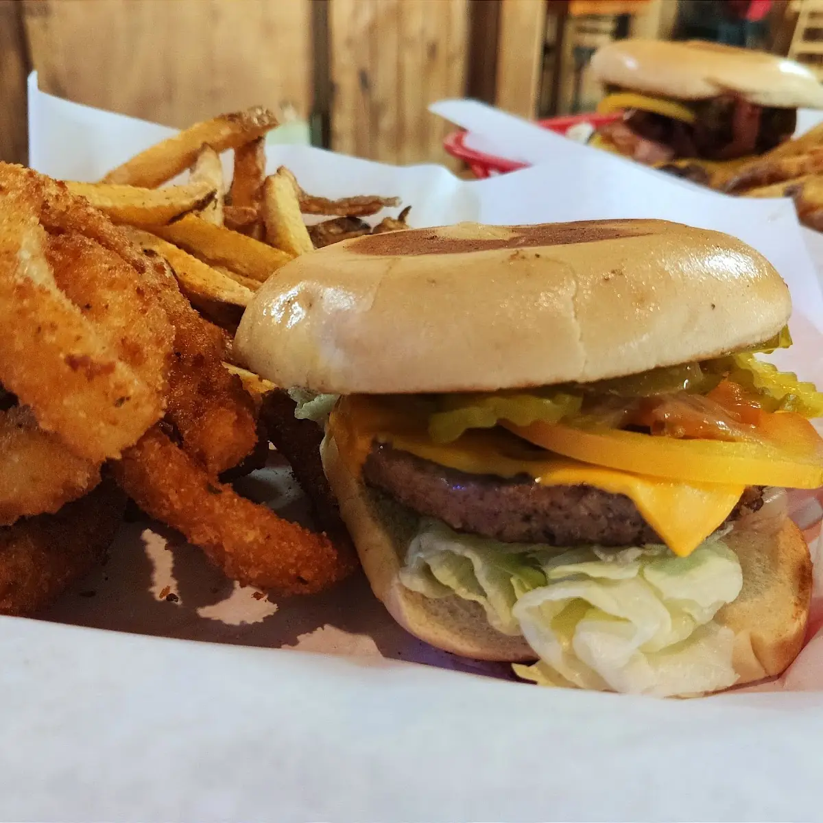Bacon Cheeseburger & Rings