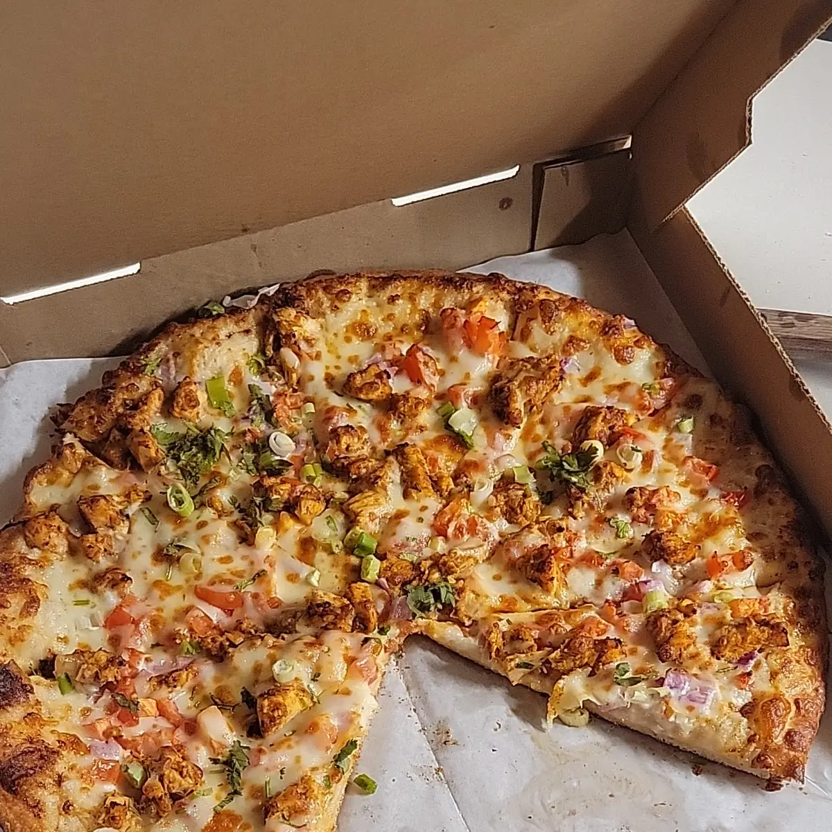 Butter Chicken Pizza