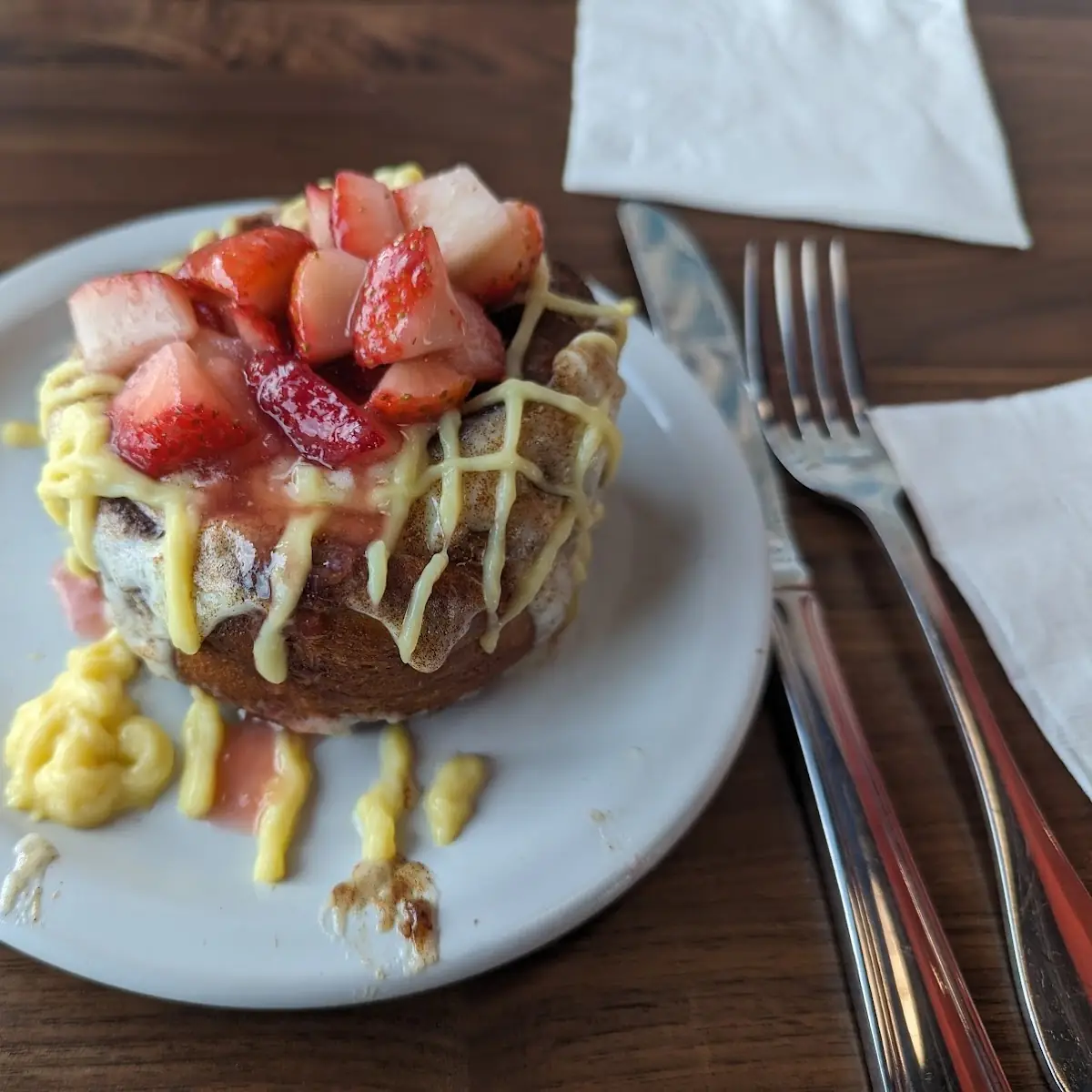 Strawberry Lemon Curd Roll