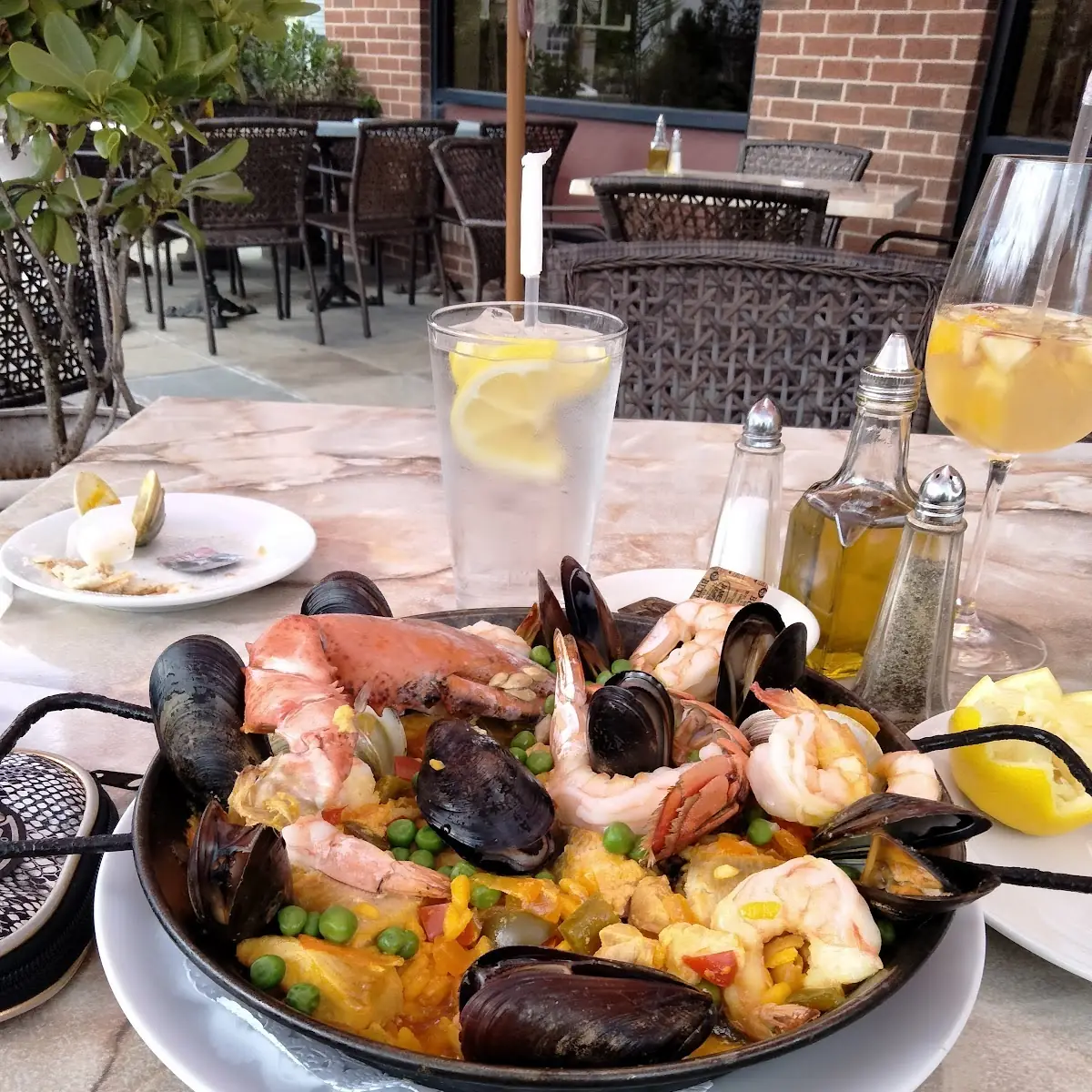 Seafood Paella Marinera