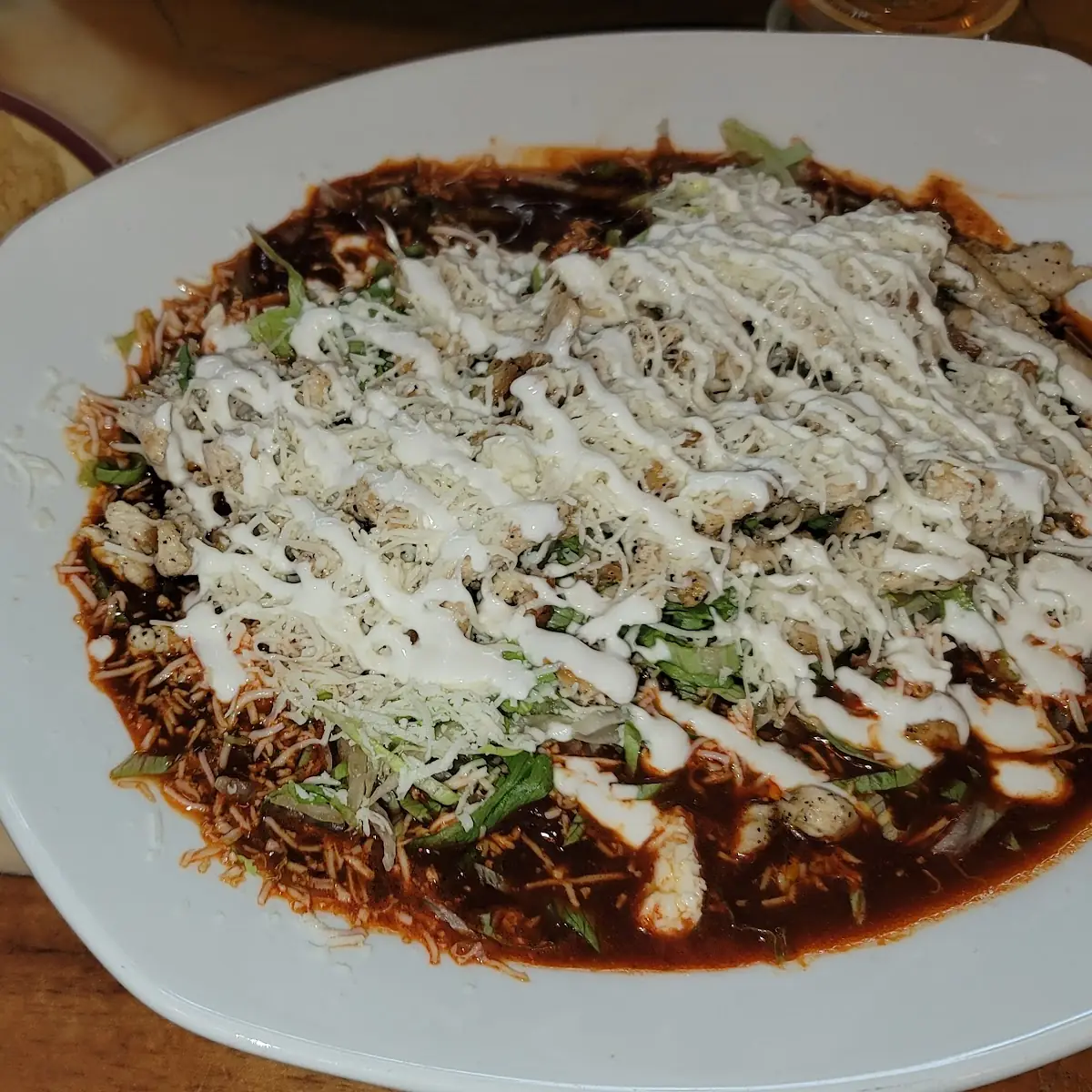 Enchiladas De Pollo En Salsa Roja