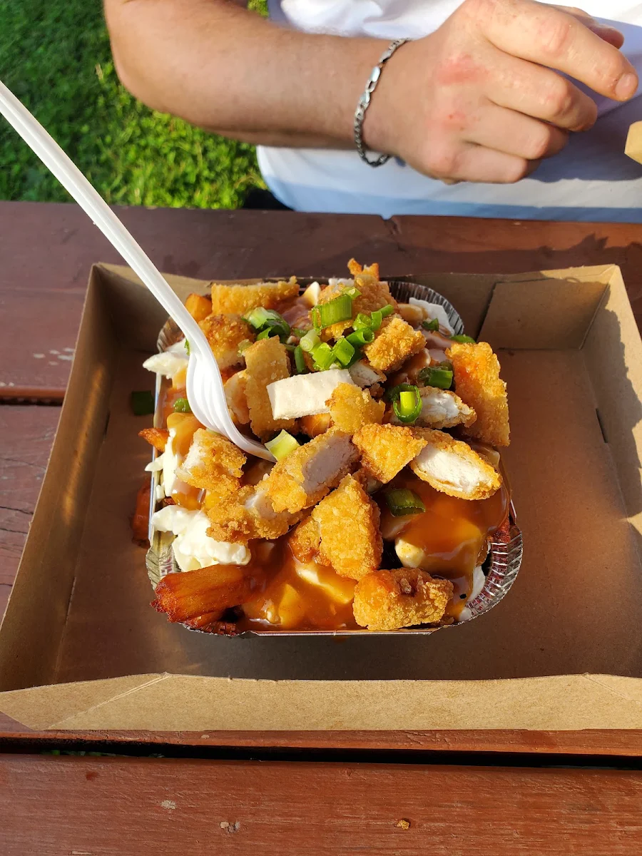 Petite Poutine Buffalo, Casse-Croûte Jo-Bine (St-Élie-de-Caxton)