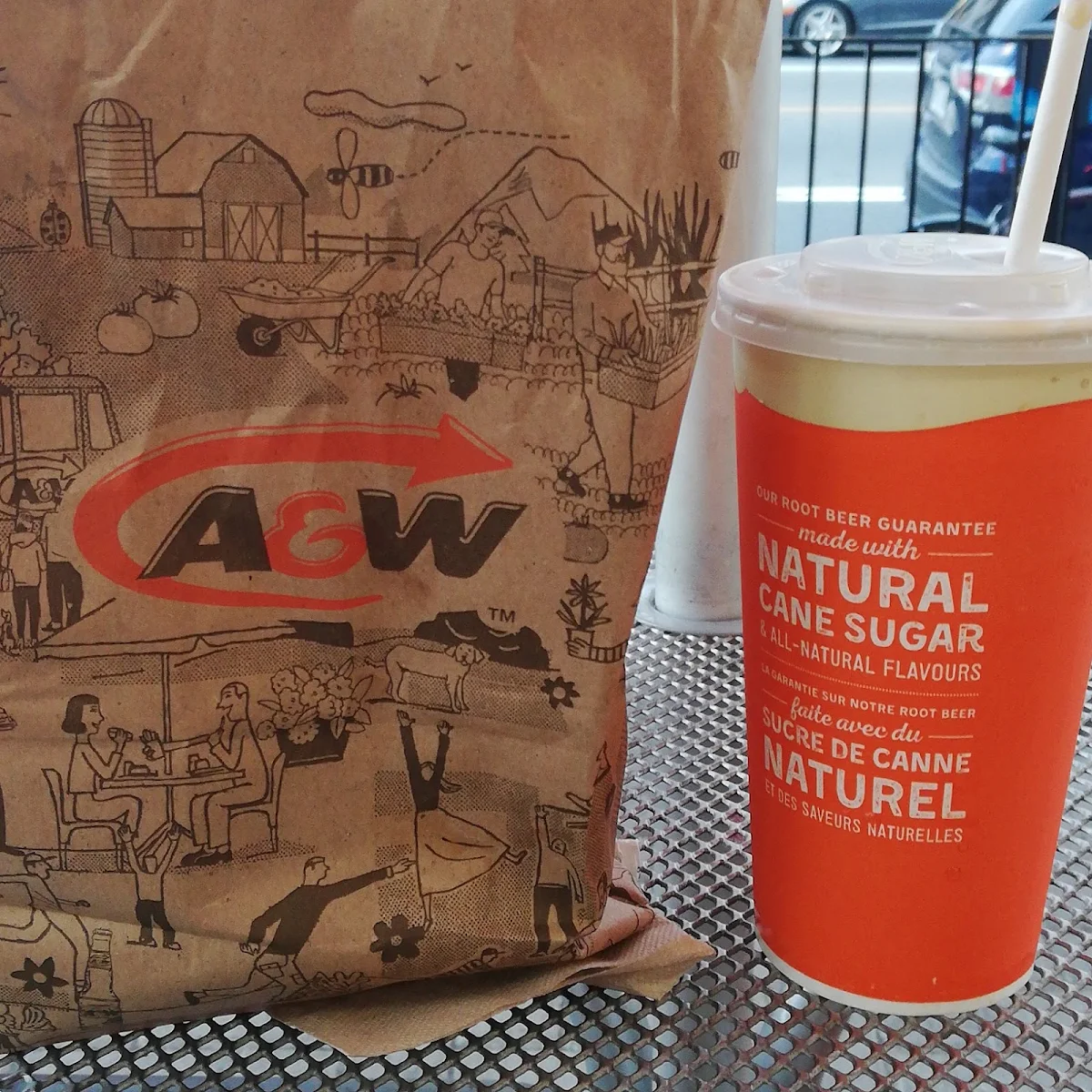 Mama Burger, A&W Canada