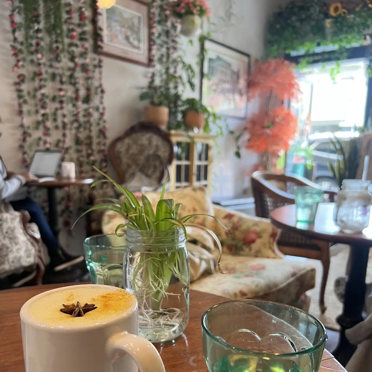 Turmeric Ginger Latte