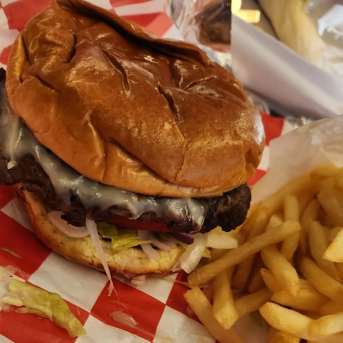 Pepper Jack Cheeseburger