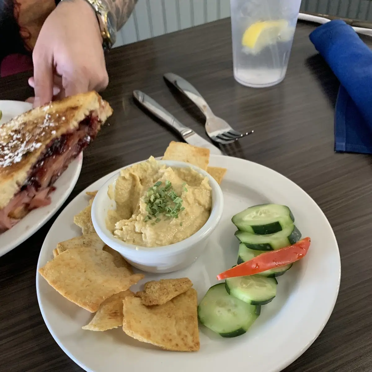 Hummus