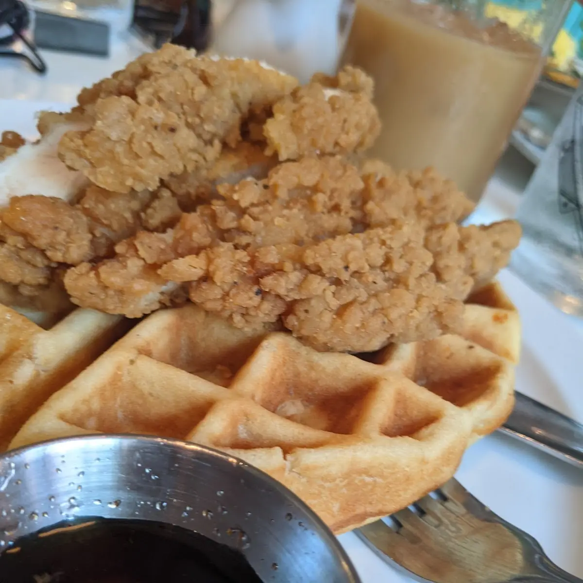 Crispy Chicken and Waffle Plate