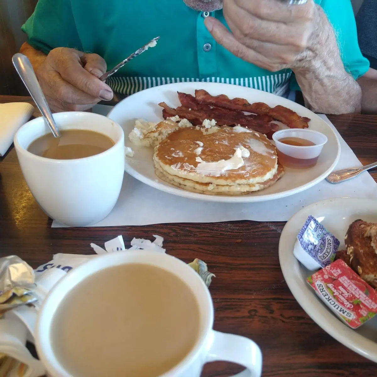 Two Pancakes 2 Slices Bacon & 2 Eggs Only