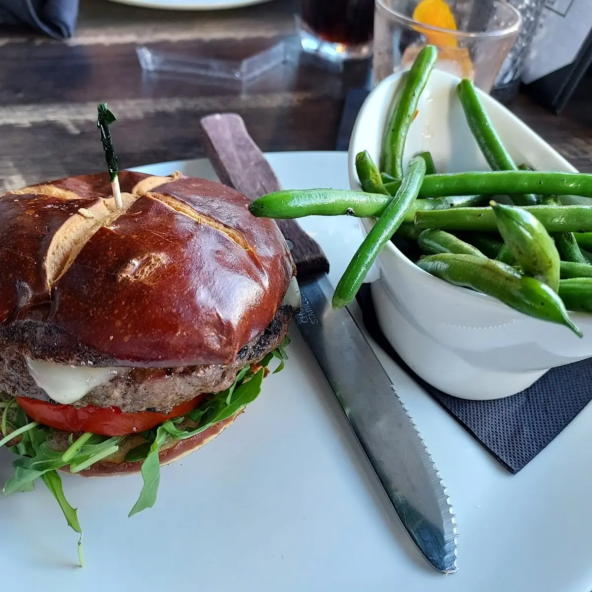 Tiny Bison Burger