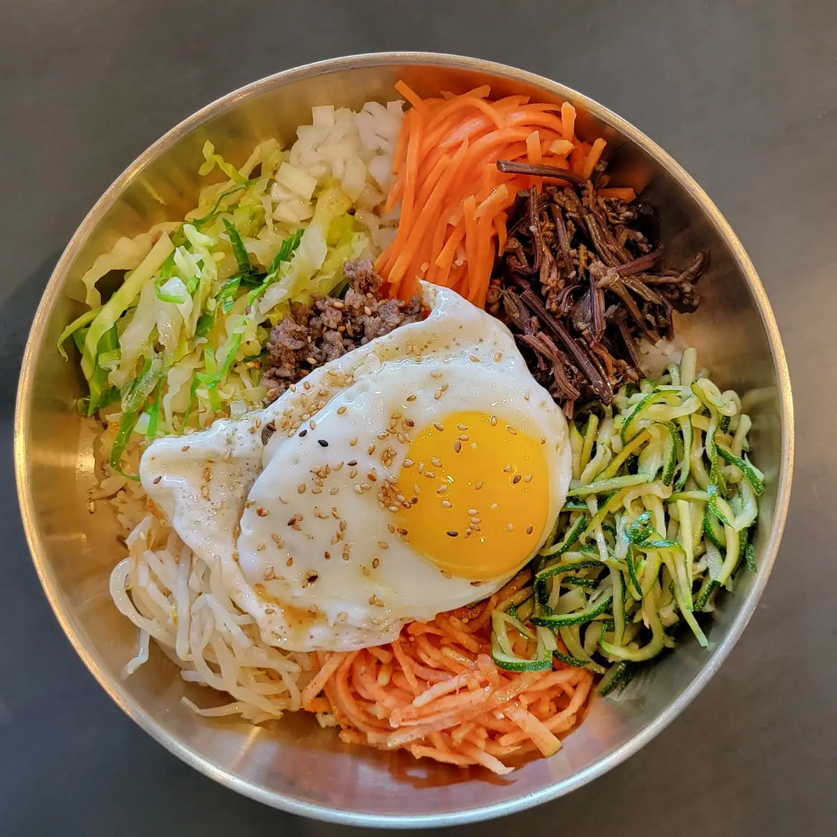 K9. Seafood Dolsot Bibimbap / 해물 돌솥 비빔밥