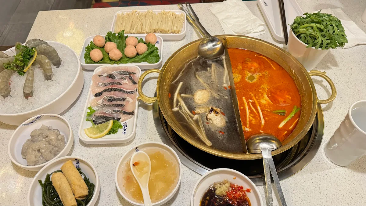 Mushroom Broth Pork Broth and Sukiyaki Broth, Shoo Loong Kan Hot Pot 小龙坎火锅