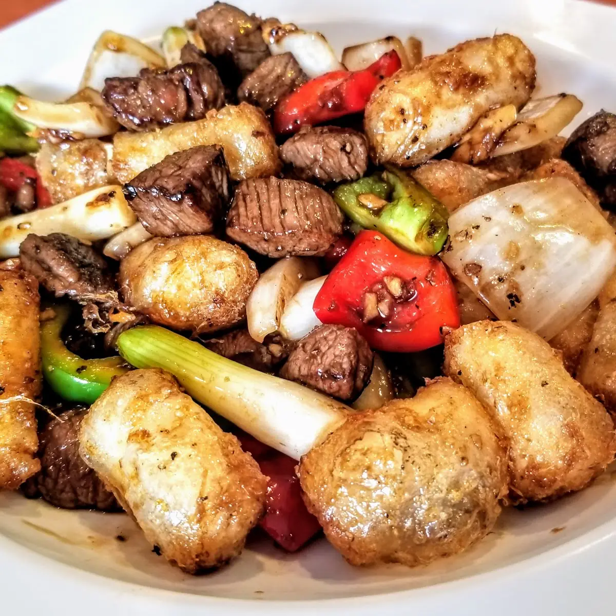 Banh Cuon Luc Lac Bo Filet Mignon