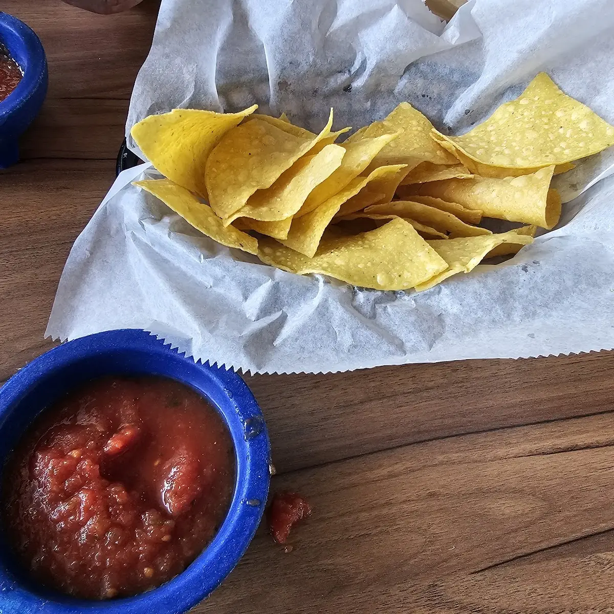 Side Salsa De Chips Chips Sauce