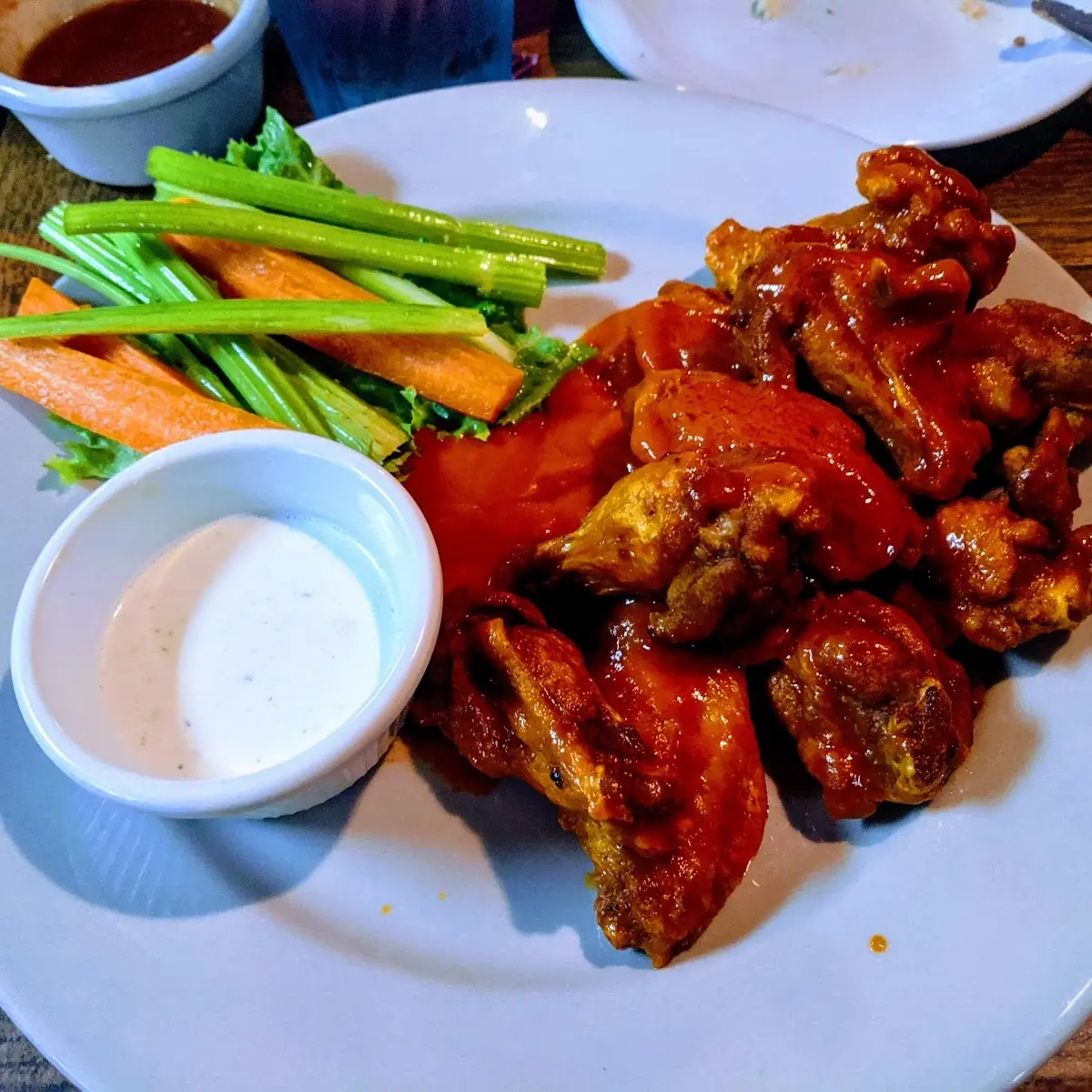 Carbonero Chicken Wings