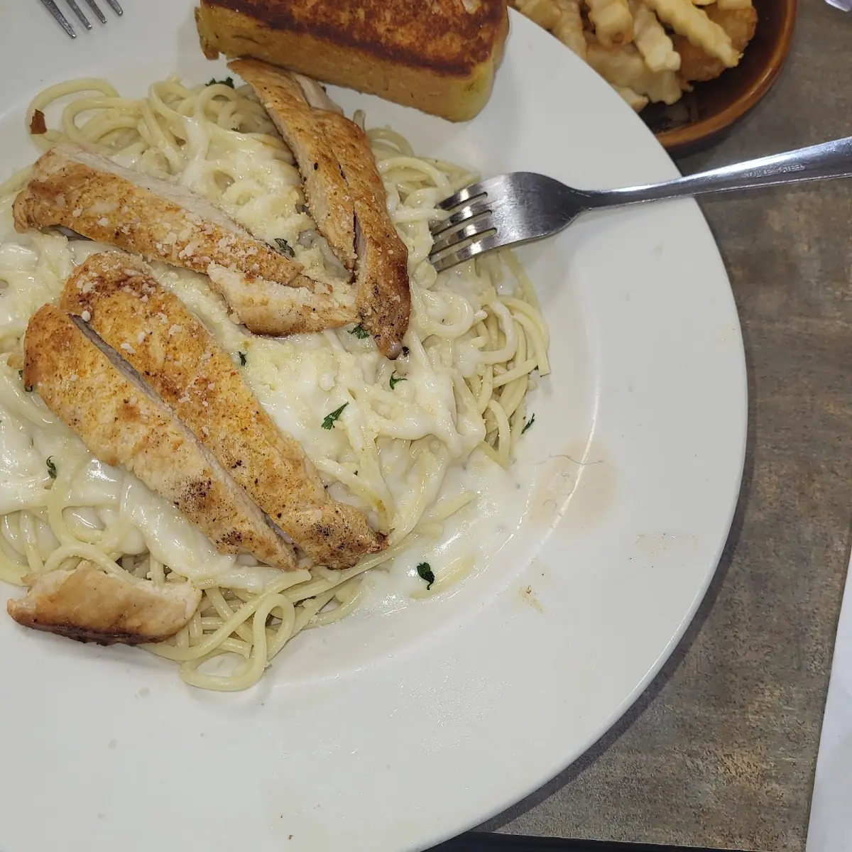 Chicken Alfredo